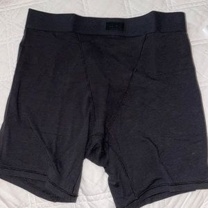 Skims boyfriend boxers!